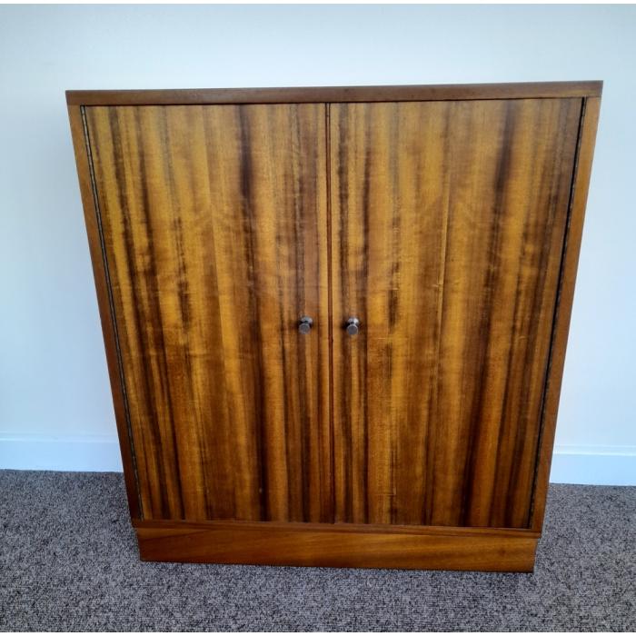 Morris of Glasgow bookcase.jpg_1